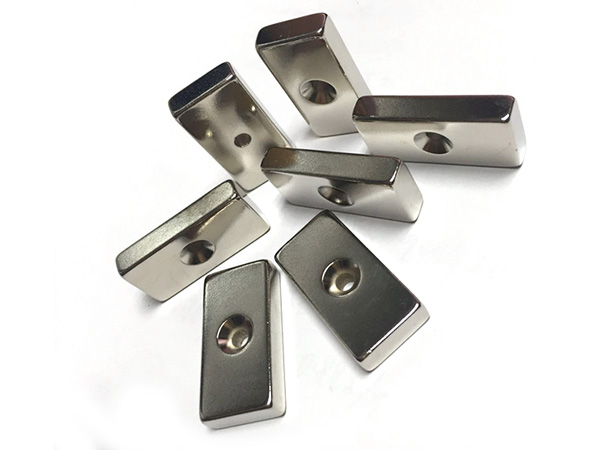 Counterbore magnets5